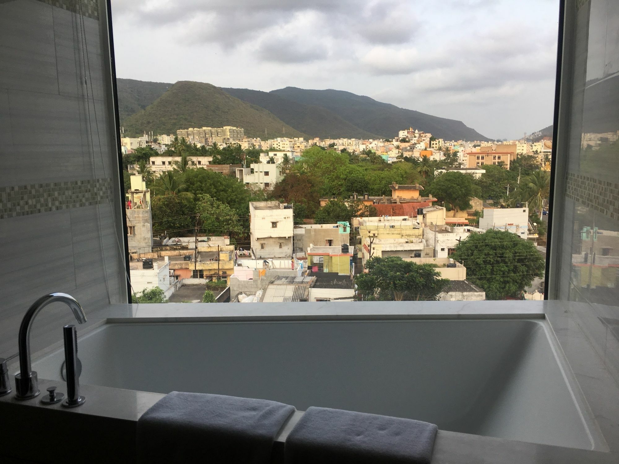 Hotel Fairfield By Marriott Visakhapatnam Zewnętrze zdjęcie